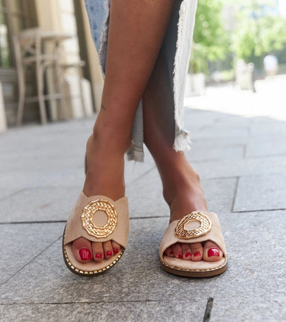 2-Bežové pantofle s kůžovou vložkou Buenas-2