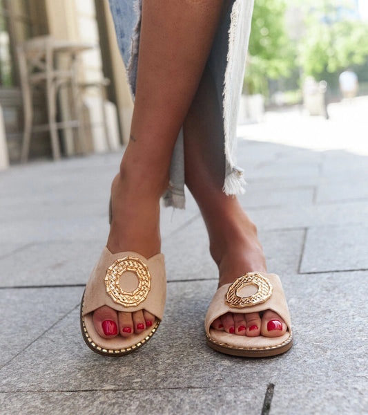 2-Bežové pantofle s kůžovou vložkou Buenas-2