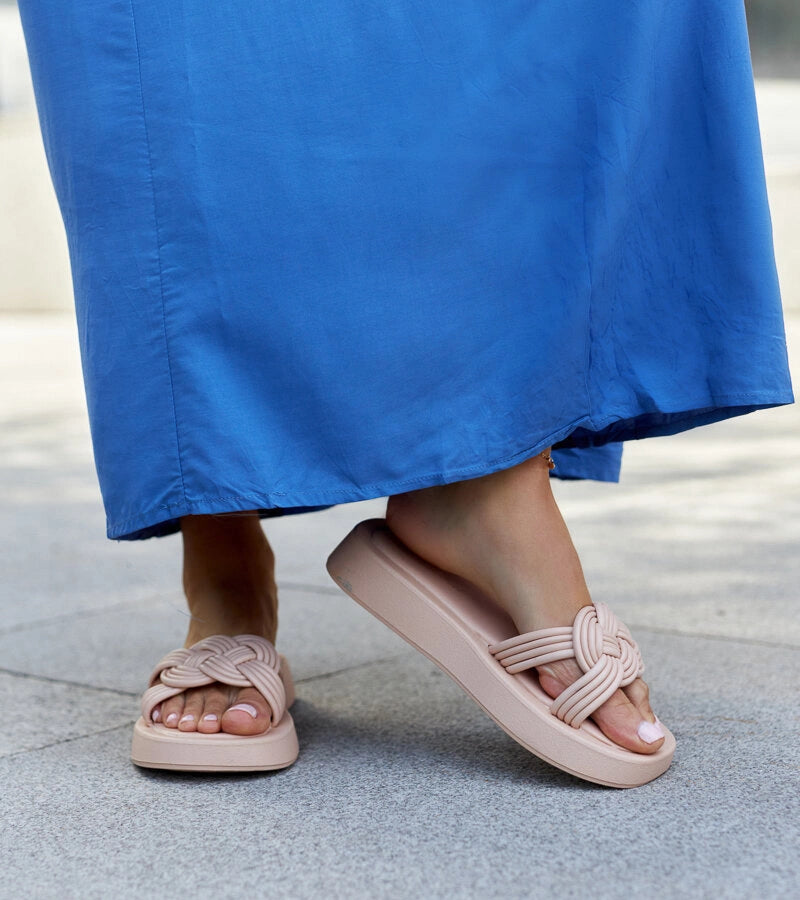 4-Bežové gumové pantofle Ferrei-4