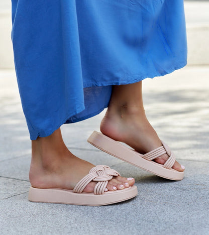 1-Bežové gumové pantofle Ferrei-1