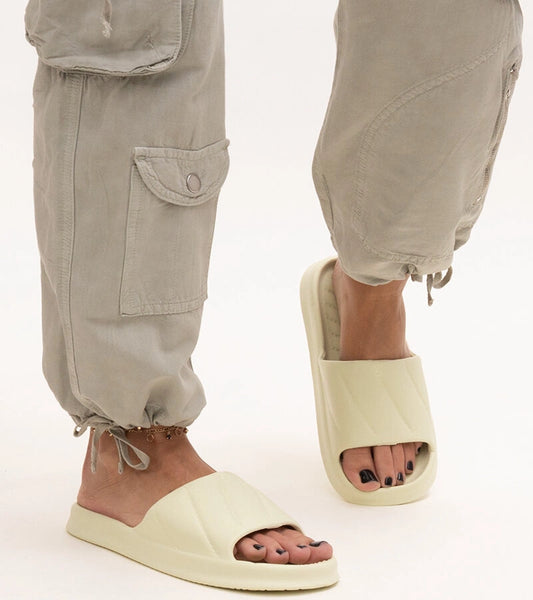 2-Zelené pěnové pantofle Primula-2