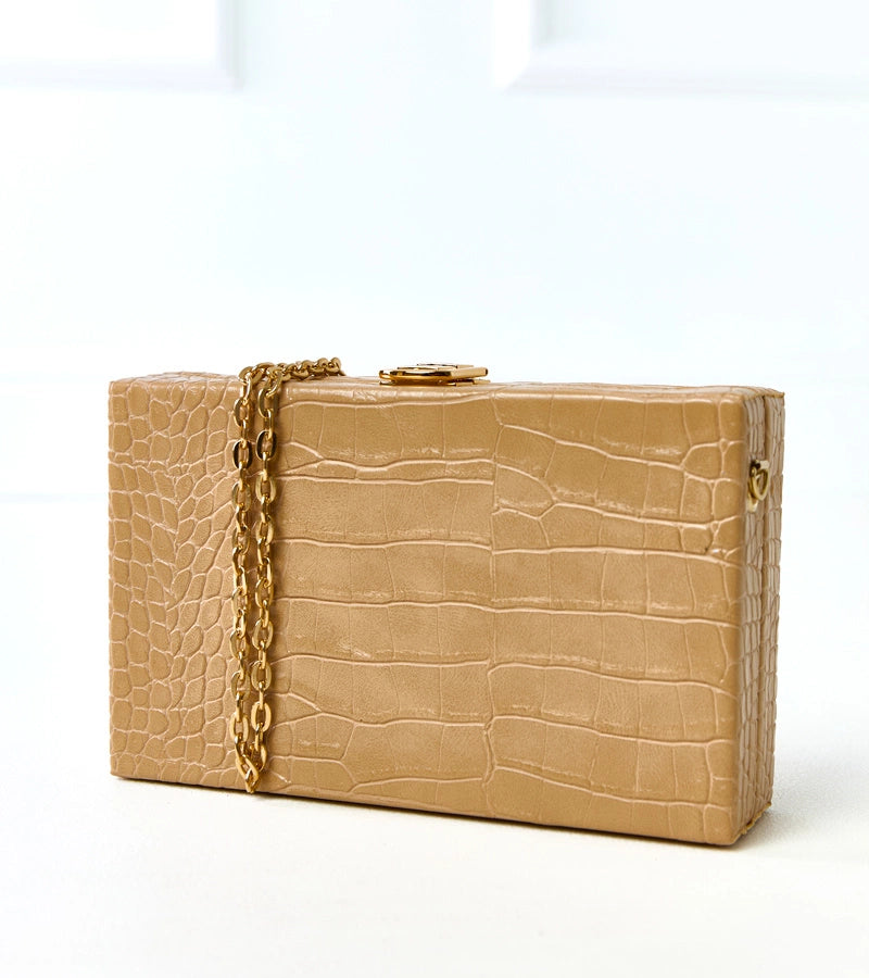 2-Bežová kabelka typu "kufrík" na řetízku Dratche-2