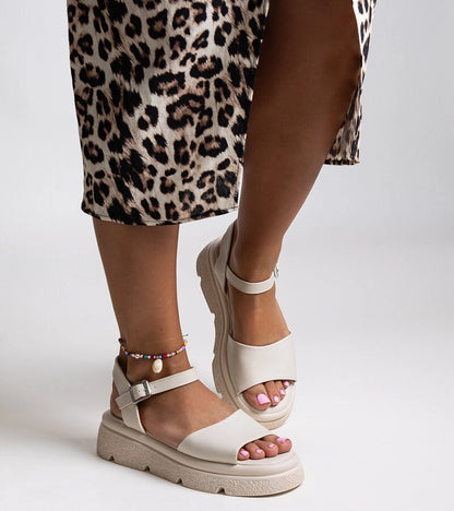 3-Bežové sandály z eco kůže na platformě Milesia-3