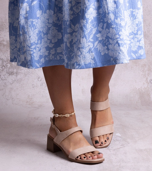 1-Bežové sandály na podpatku Yakota-1