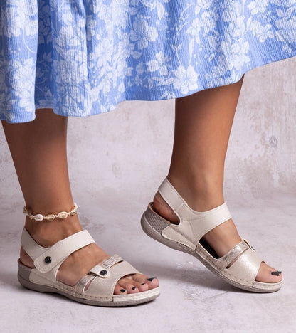 1-Bežové sandály na platformě Huri-1