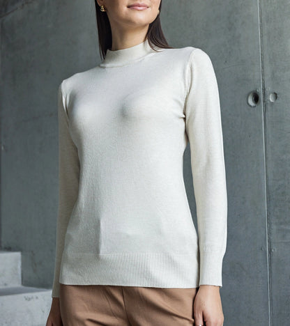 3-Beige klasický svetr volného střihu Essana.-3