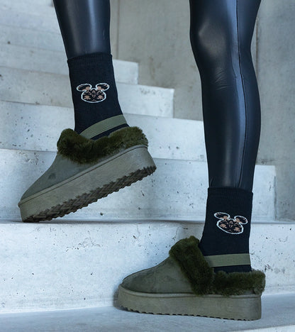 1-Zelené pantofle na platformě ozdobené kožíškem a s gumou na patě Frank.-1