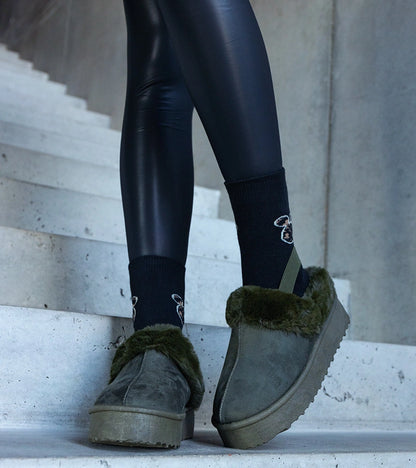 3-Zelené pantofle na platformě ozdobené kožíškem a s gumou na patě Frank.-3