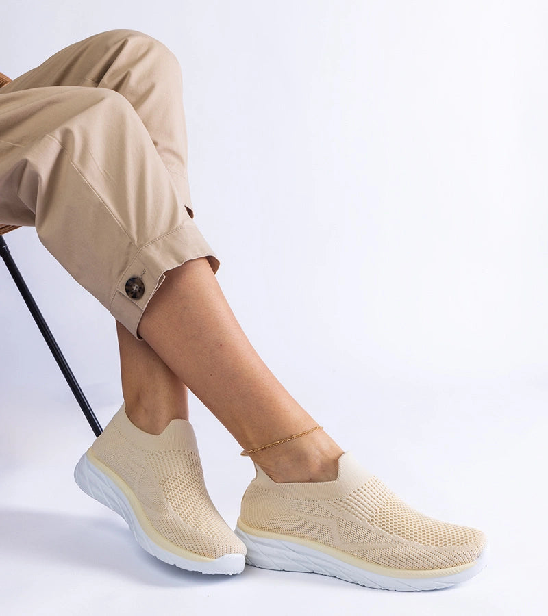 3-Béžové nazouvací sportovní tenisky Aquilina-3