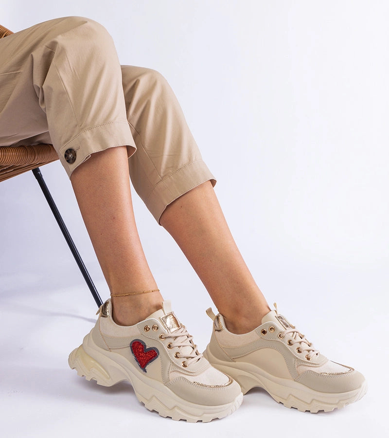 4-Béžové tenisky na platformě se srdíčkem Martineza-4