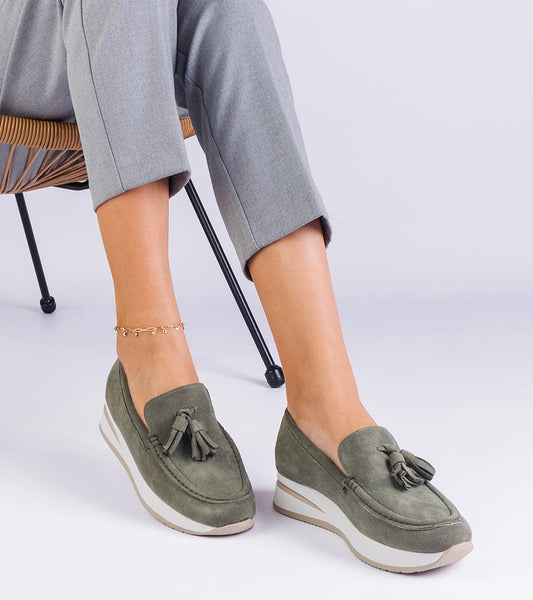 2-Zelené dámské mokasíny na platformě se zdobením Selerina-2