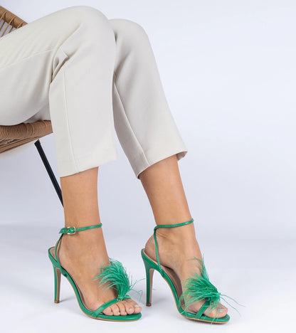 4-Zelené sandálky na podpatku s peříčky Arisat-4