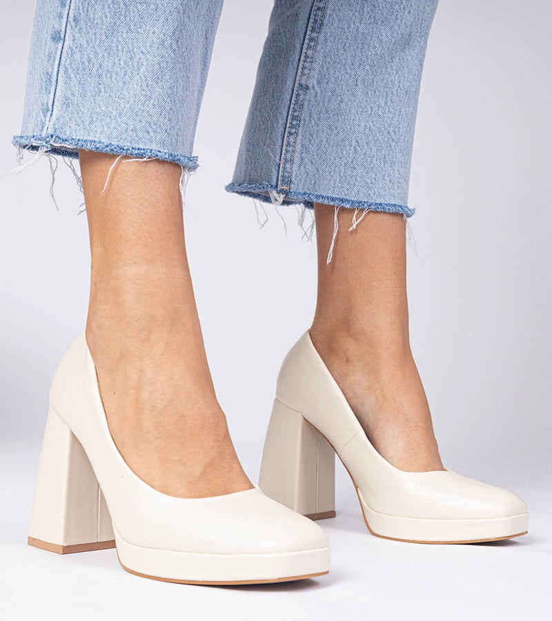 5-Béžové lodičky na masivním podpatku s hranatou špičkou Irenois-5