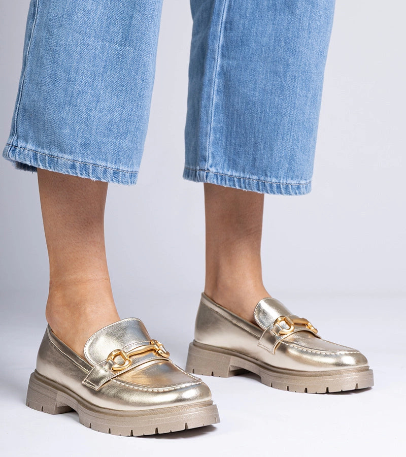 1-Zlaté elegantní mokasíny s ozdobou Letty-1