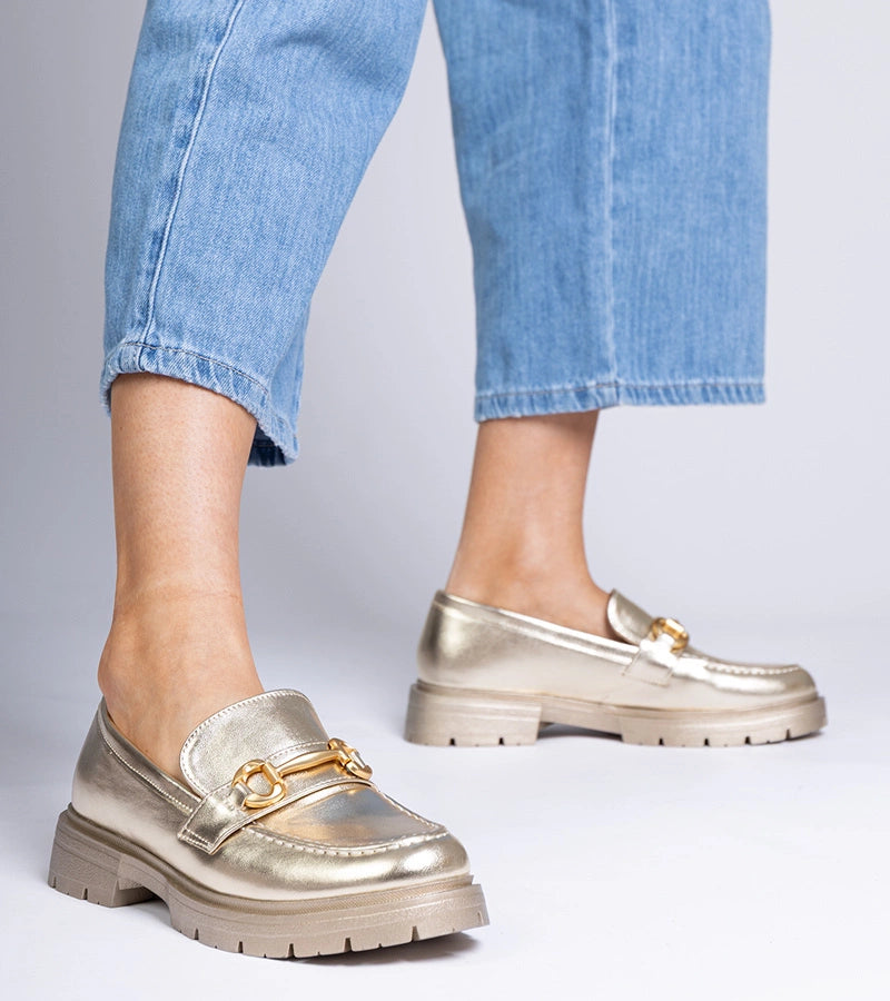 4-Zlaté elegantní mokasíny s ozdobou Letty-4