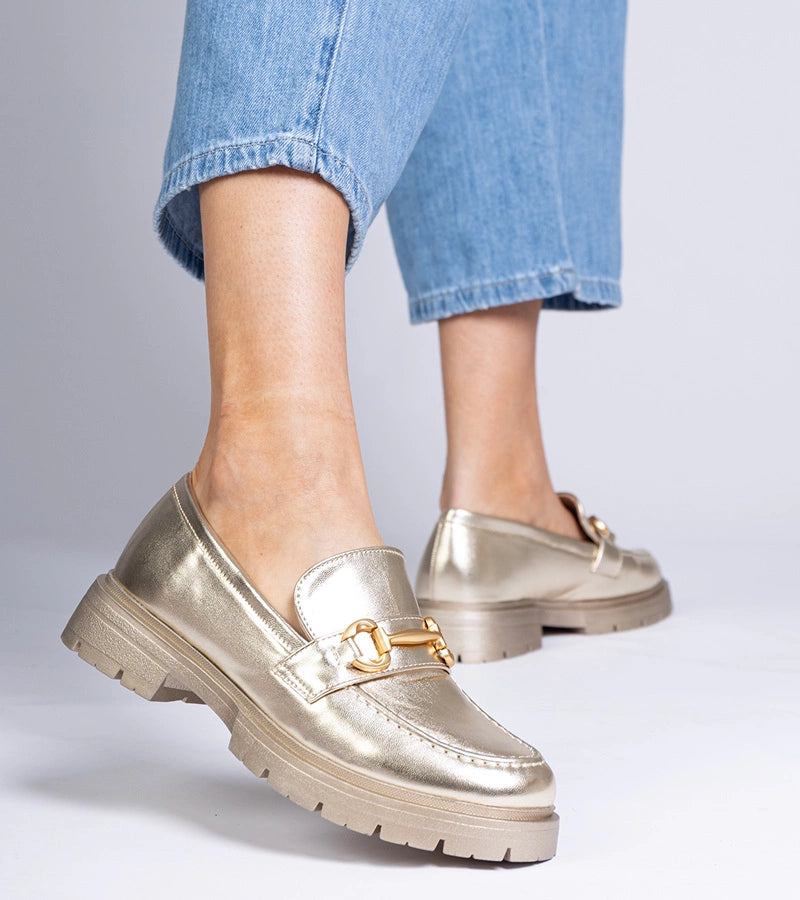 2-Zlaté elegantní mokasíny s ozdobou Letty-2