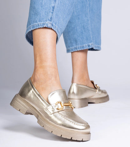 2-Zlaté elegantní mokasíny s ozdobou Letty-2