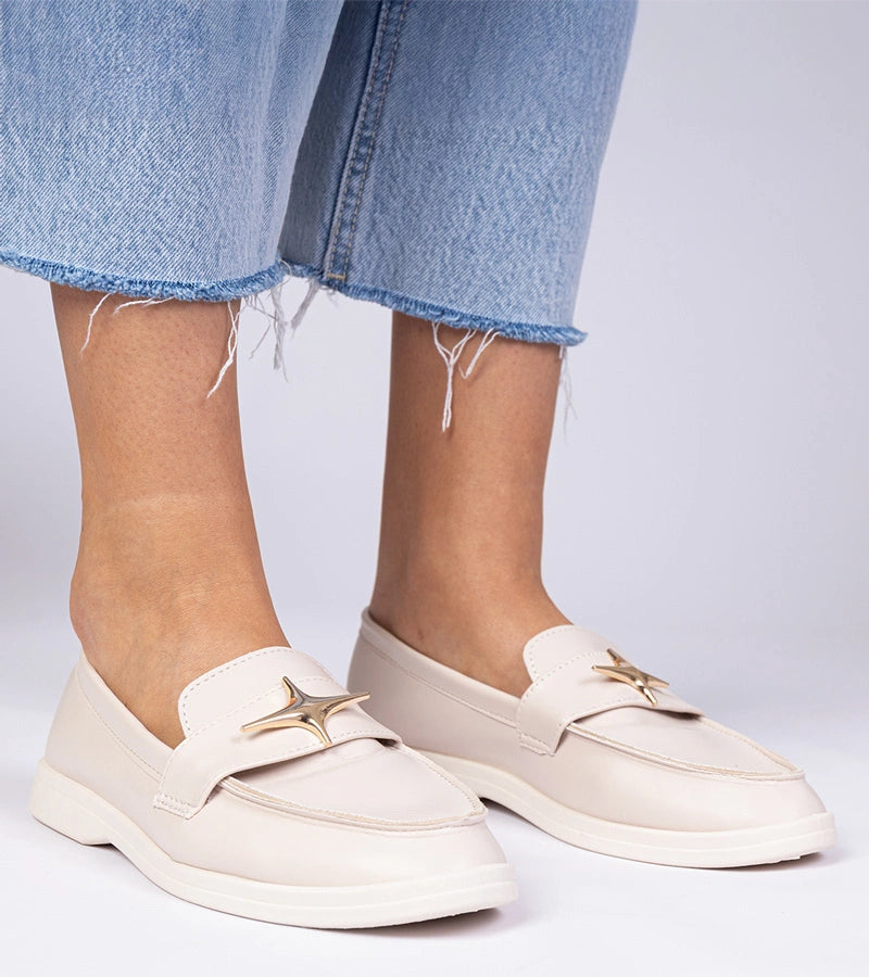 3-Béžové dámské mokasíny se zlatou ozdobou Senna-3