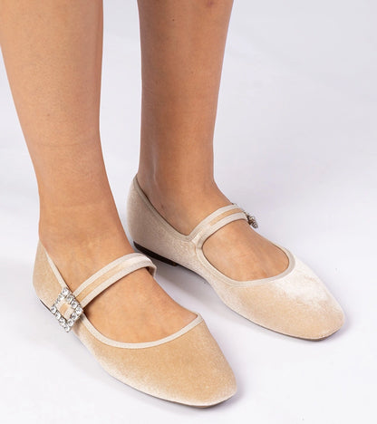 5-Béžové dámské semišové baleríny s přezkou Kvitta-5