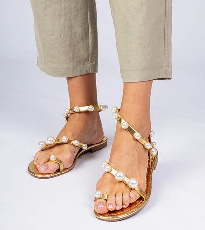 4-Zlaté dámské sandály zdobené perličkami Sarino-4