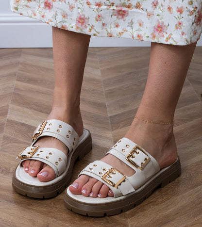 4-Béžové ploché pantofle s přezkami na páscích Liluna-4