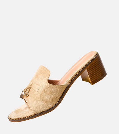 4-Béžové pantofle na podpatku s ozdobou na pásku Gariend-4