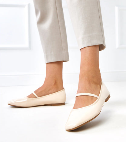 1-Béžové lakované baleríny s gumou Lantos-1