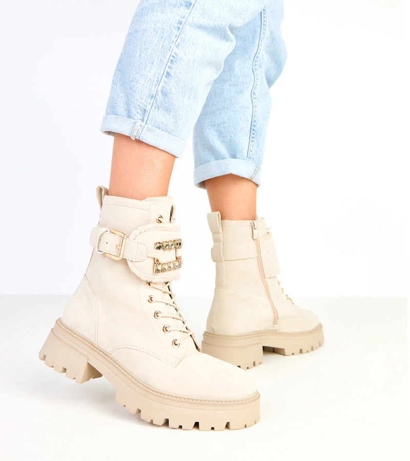 3-Béžové zateplené boty na platformě zdobené kameny Dajana-3