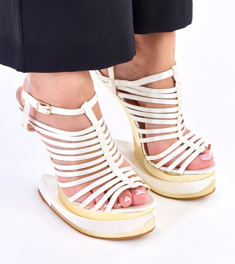 3-Béžové sandály na futuristickém podpatku Elizer-3