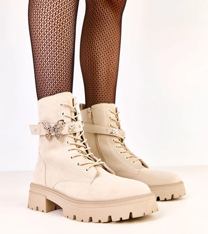 1-Béžové trapery s motýlkem na ozdobném pásku Lelita-1