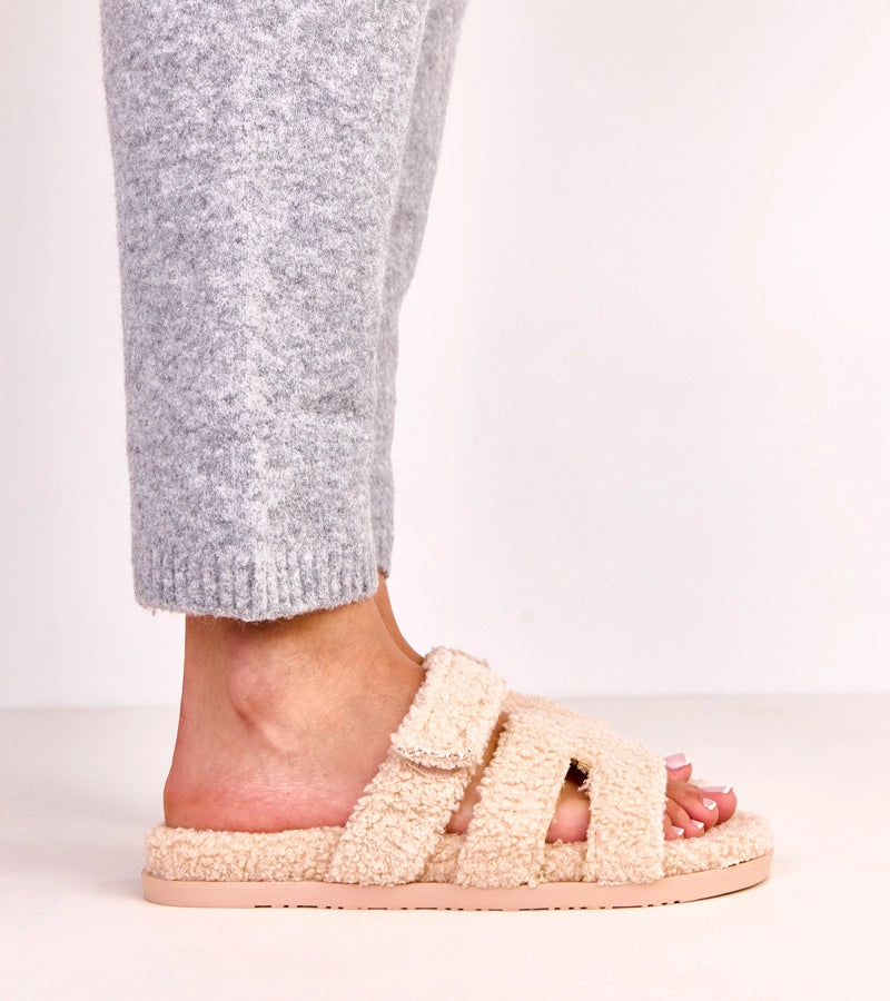 3-Béžové chlupaté pantofle s otevřenou špičkou Greigan-3