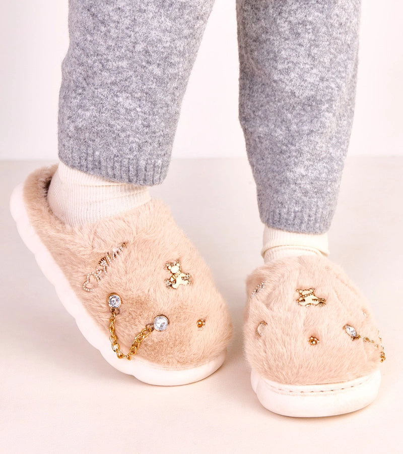 1-Béžové uzavřené bačkory s ozdobami Verdugo-1