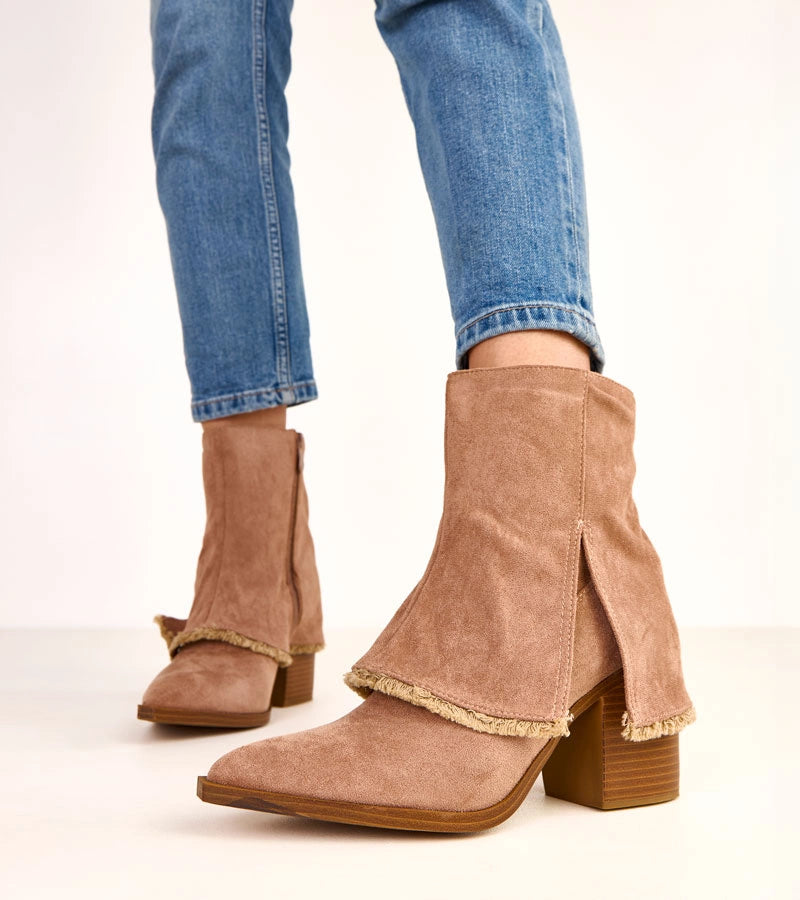 3-Béžové kotníkové boty na podpatku s ohrnutým svrškem Felicia-3