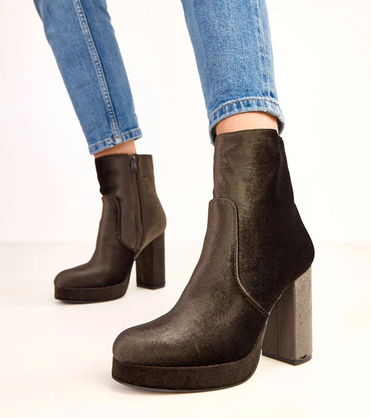 2-Zelené kotníkové boty na podpatku s leskem Asanda-2