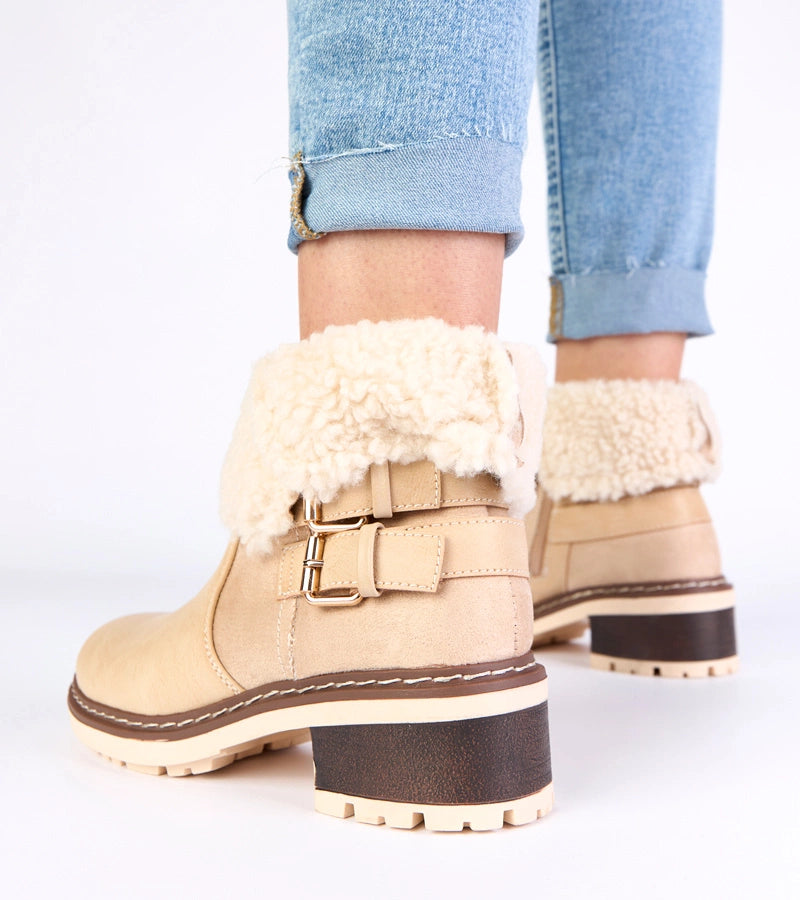 4-Béžové kotníkové boty na podpatku s ohrnutým svrškem Olga-4