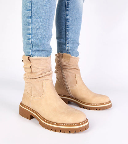 1-Béžové zateplené kotníkové boty s nařaseným svrškem Lovisa-1