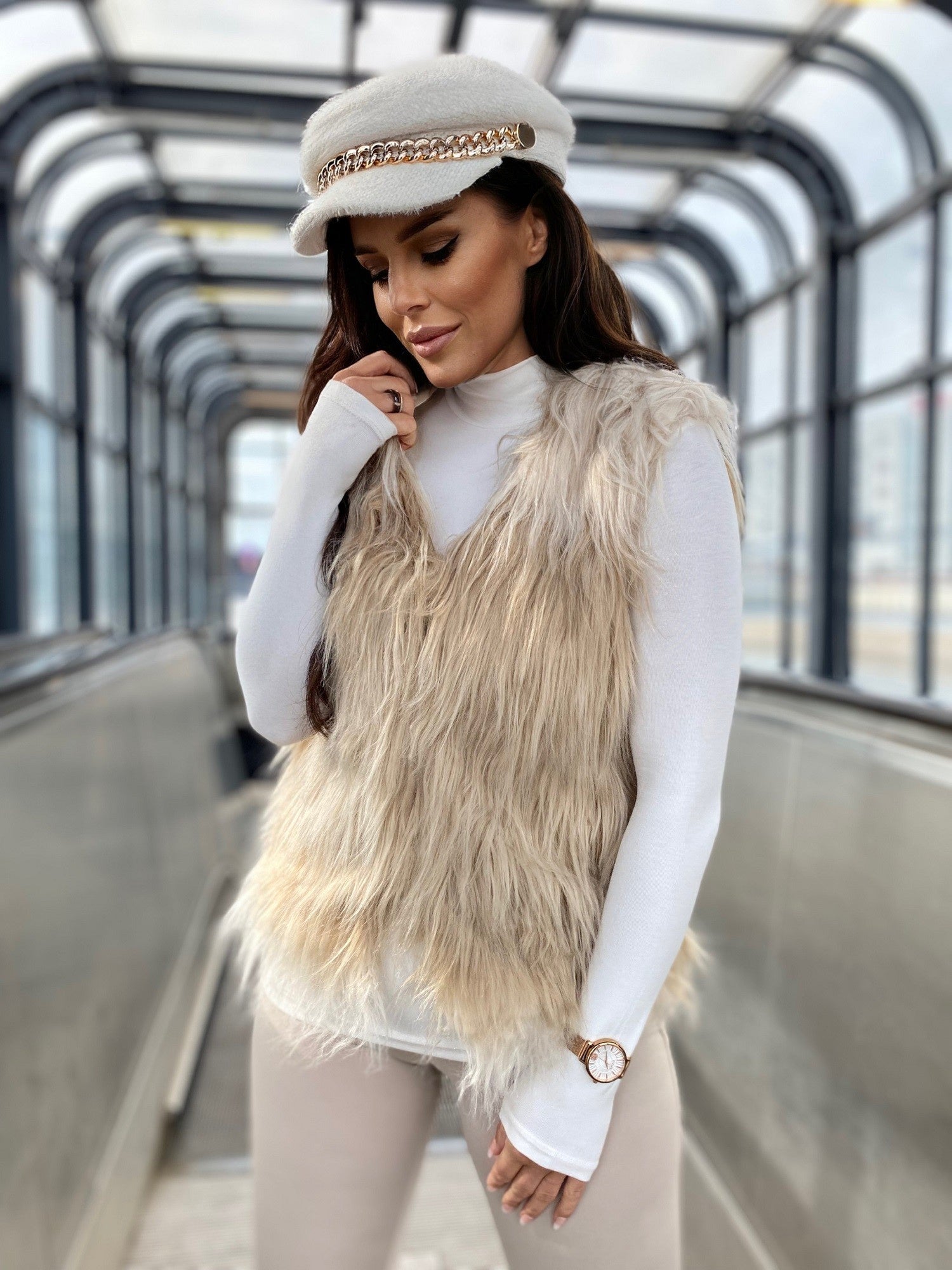 2016103086825-4-YUPS-4