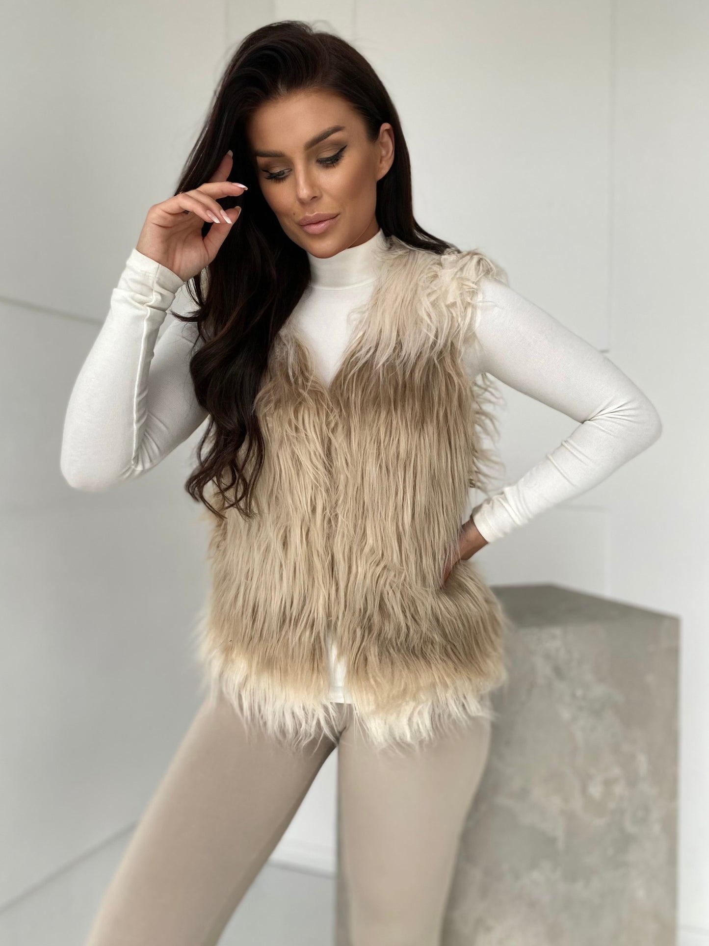 2016103086825-16-YUPS-16