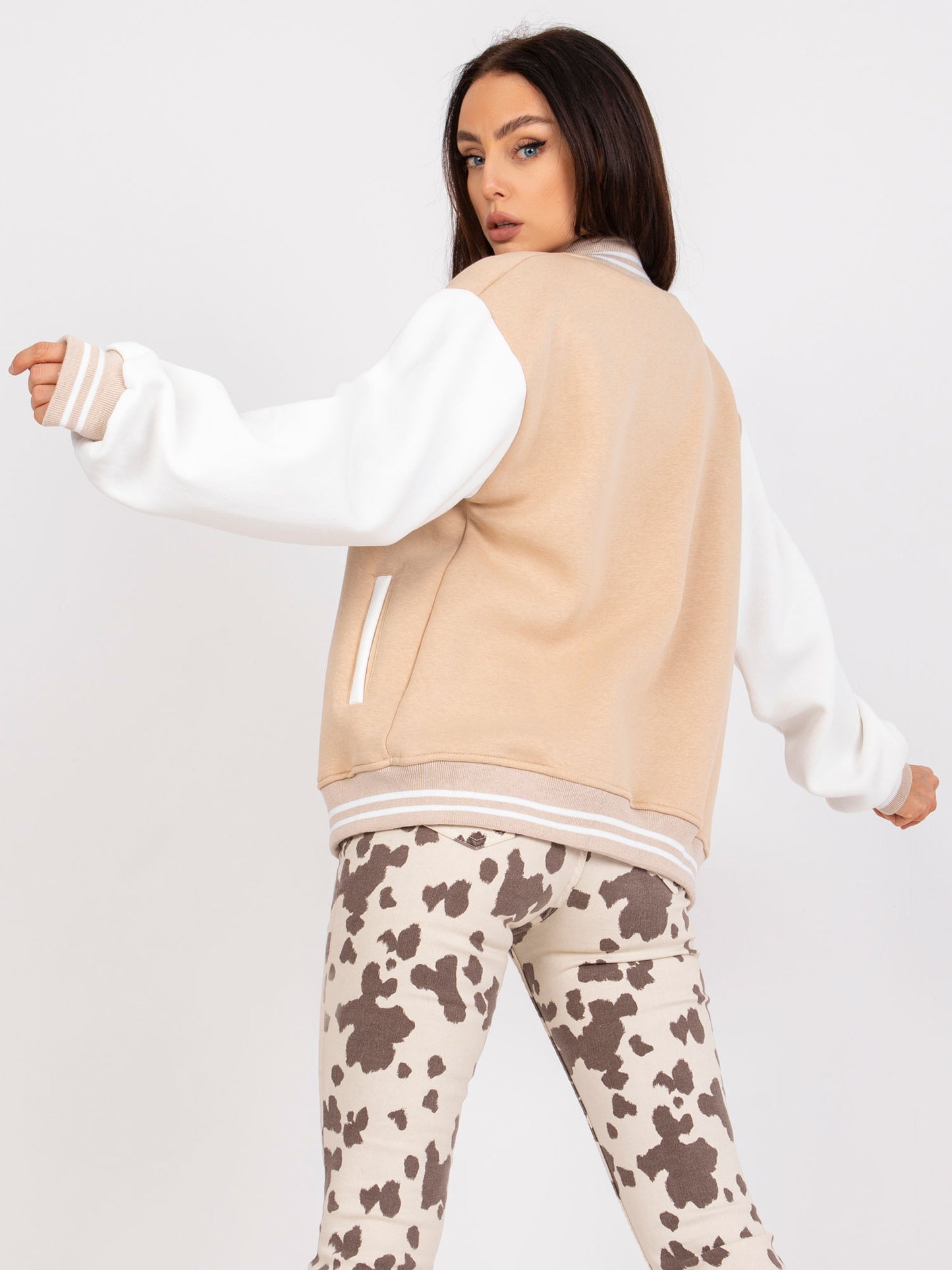 2016103155194-2-ex moda-2