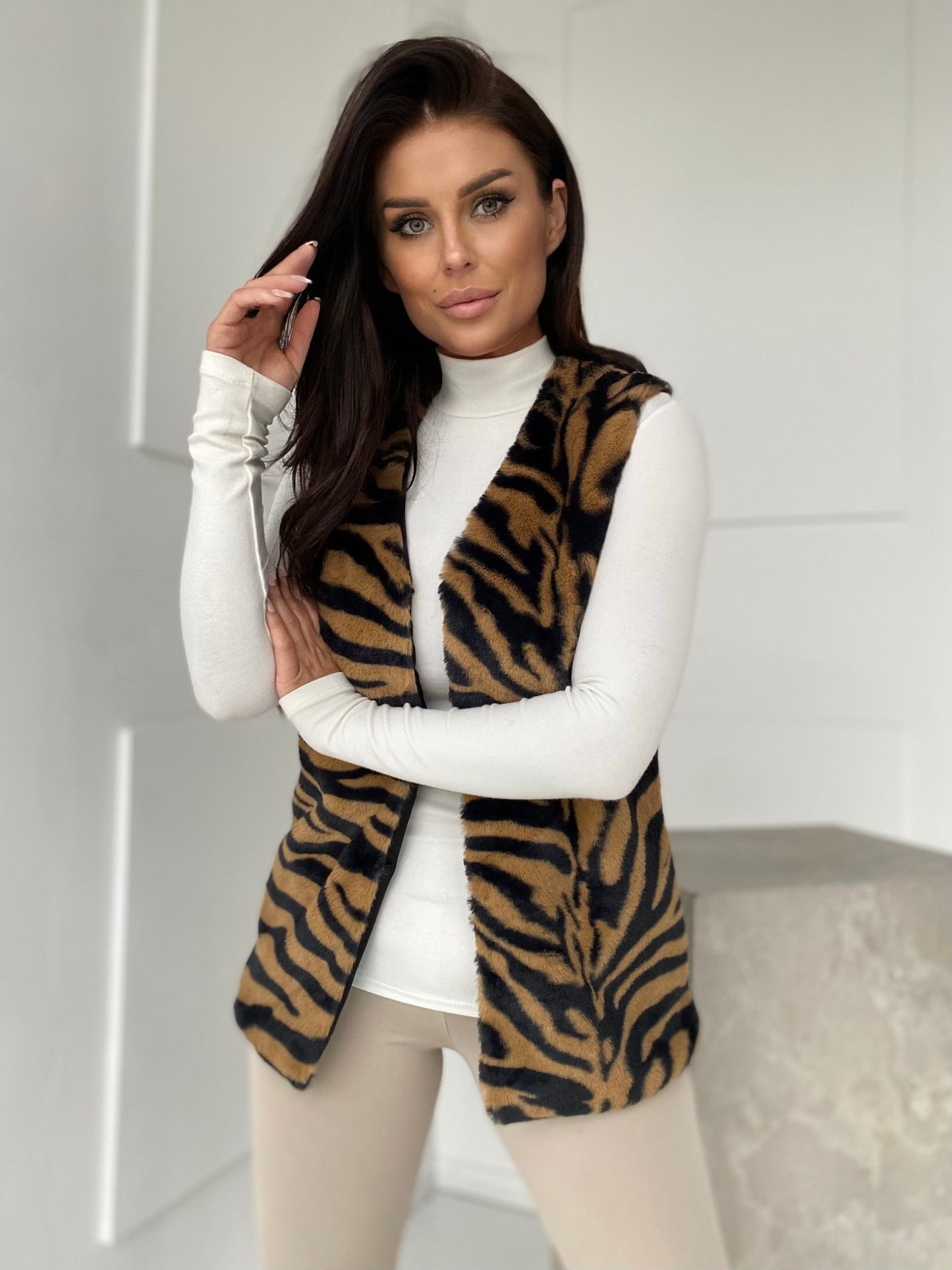 2016103086788-10-YUPS-10