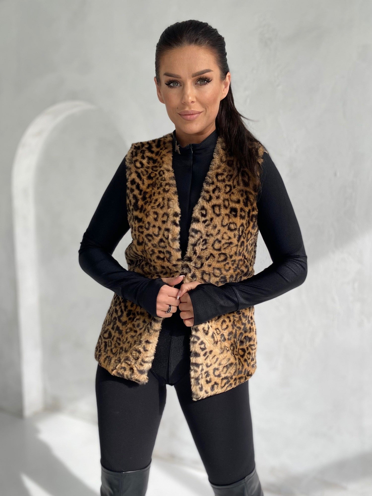 2016103086580-13-YUPS-13