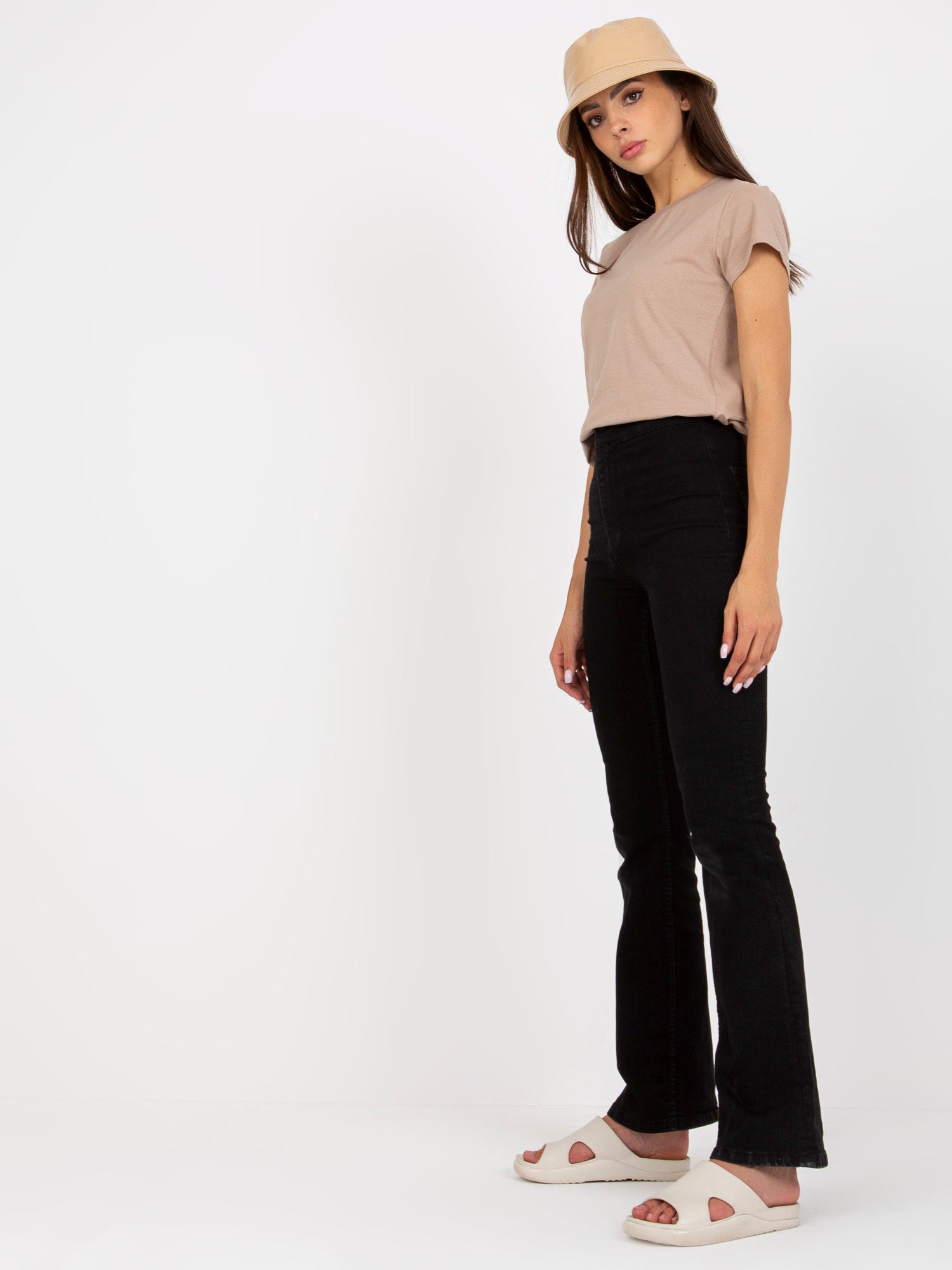 2016103257942-1-BASIC FEEL GOOD-1