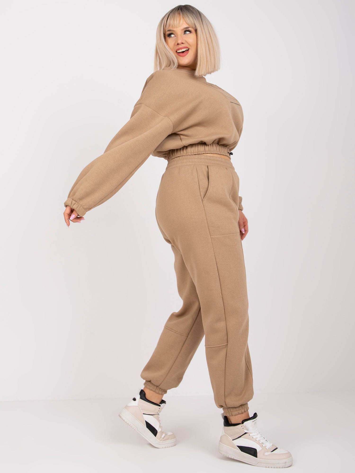 2016103183821-3-ex moda-3