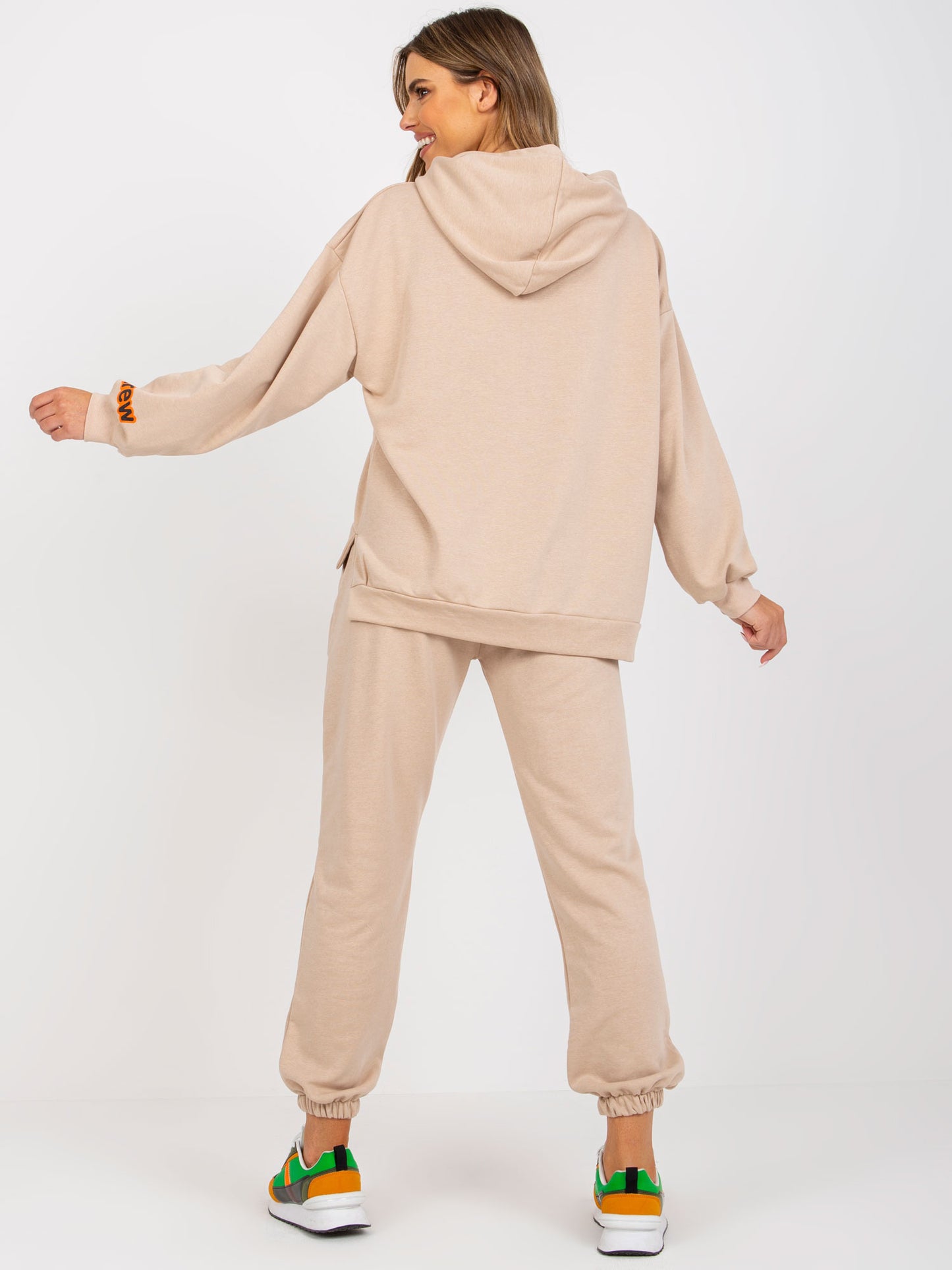 2016103231270-1-ex moda-1