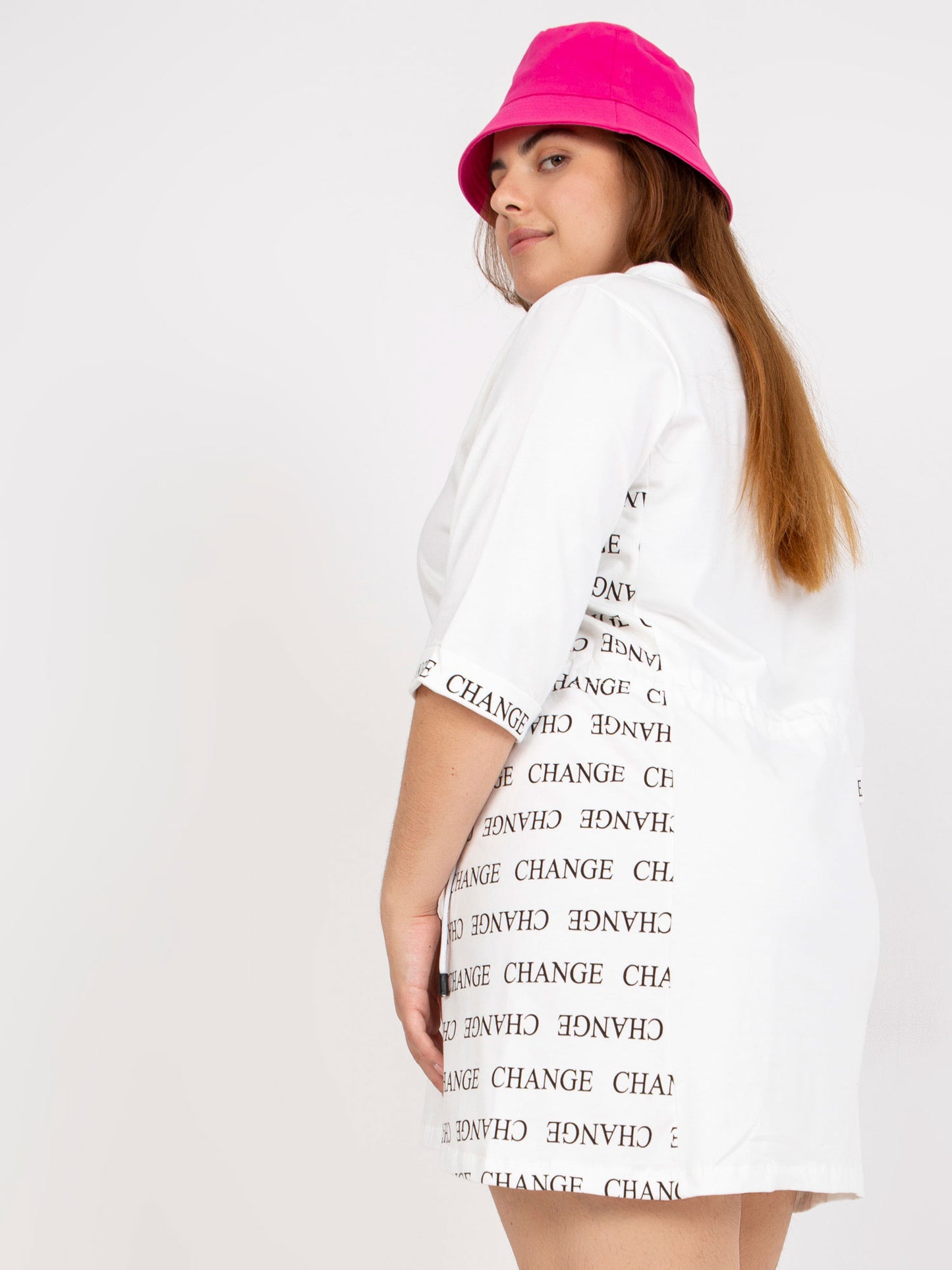 2016103214945-4-RELEVANCE-4