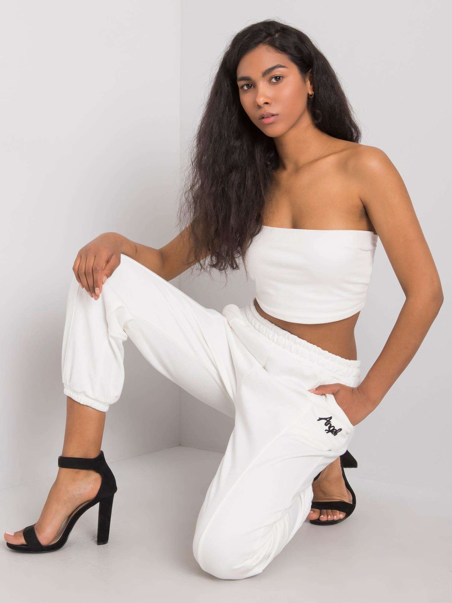 2016102929581-3-ex moda-3