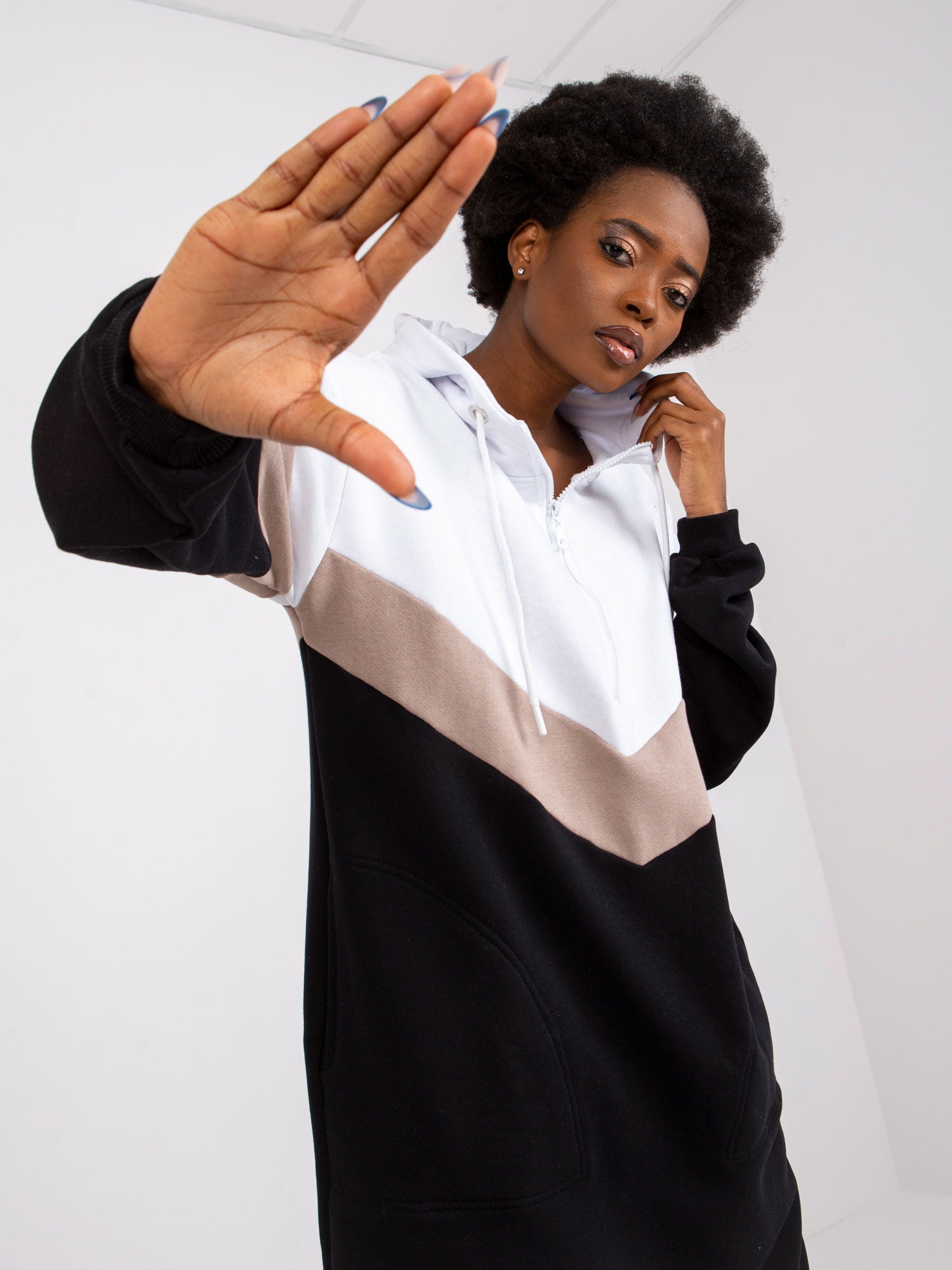 2016103130757-4-RUE PARIS-4