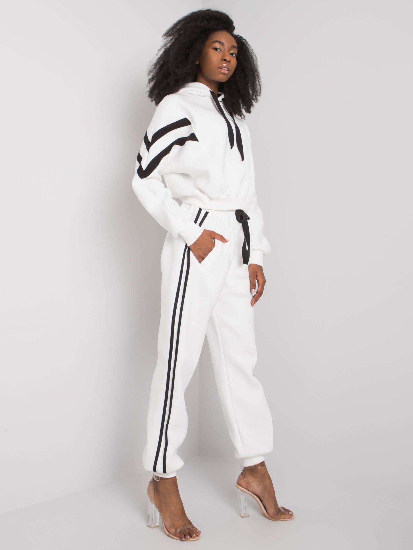 2016103115211-3-ex moda-3