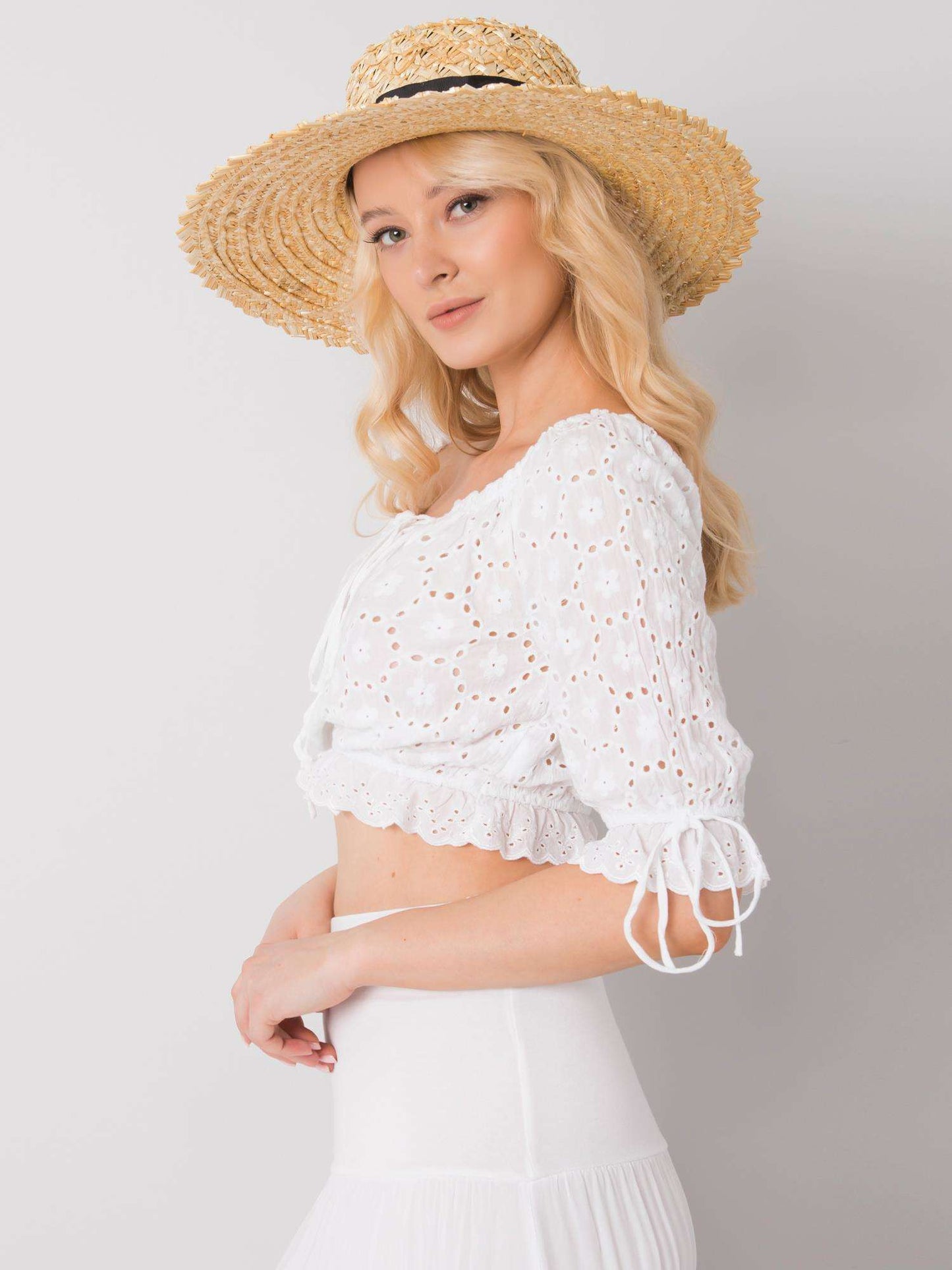 2016102973355-4-Och Bella-4