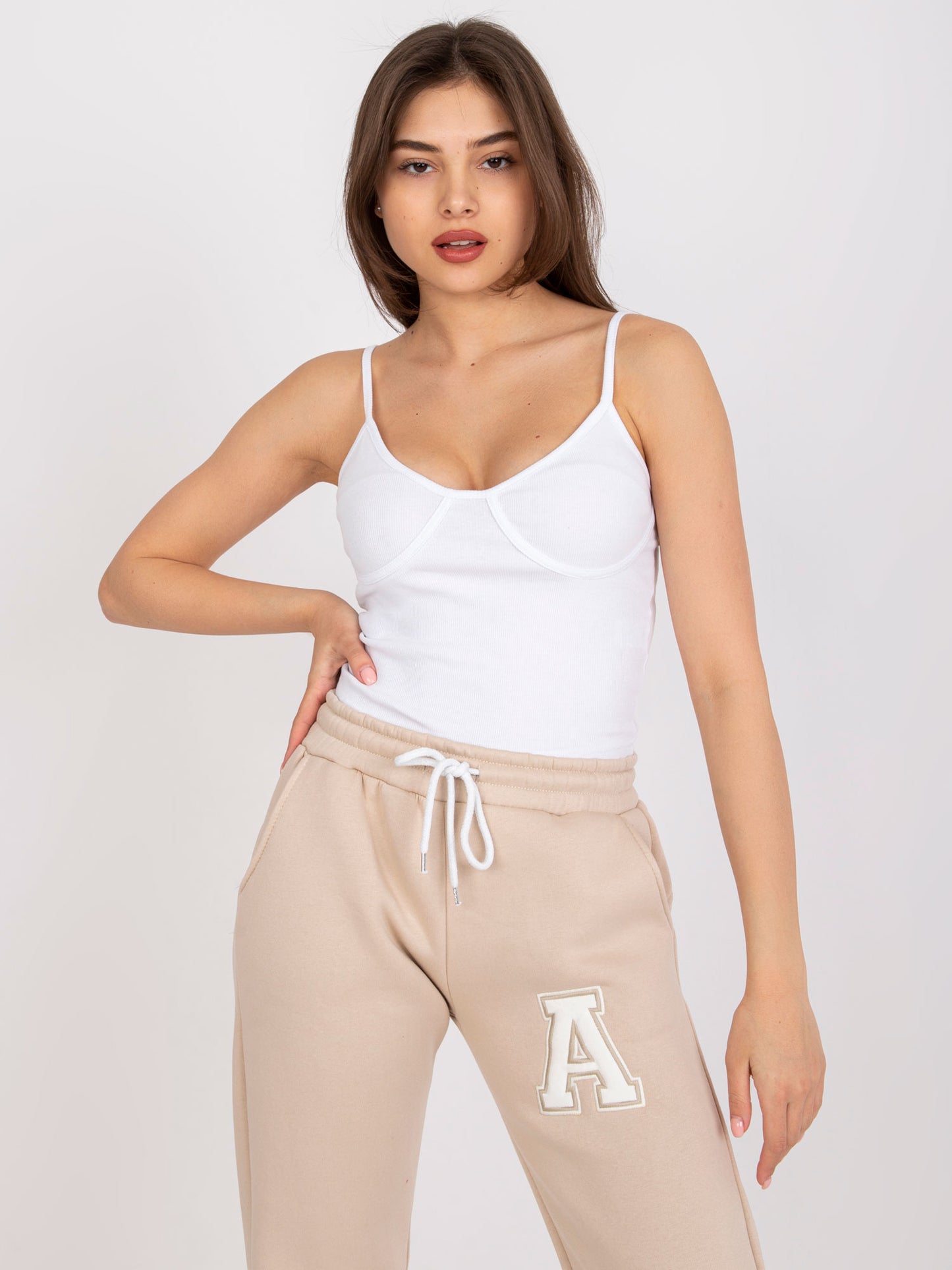 2016103178919-4-Och Bella-4